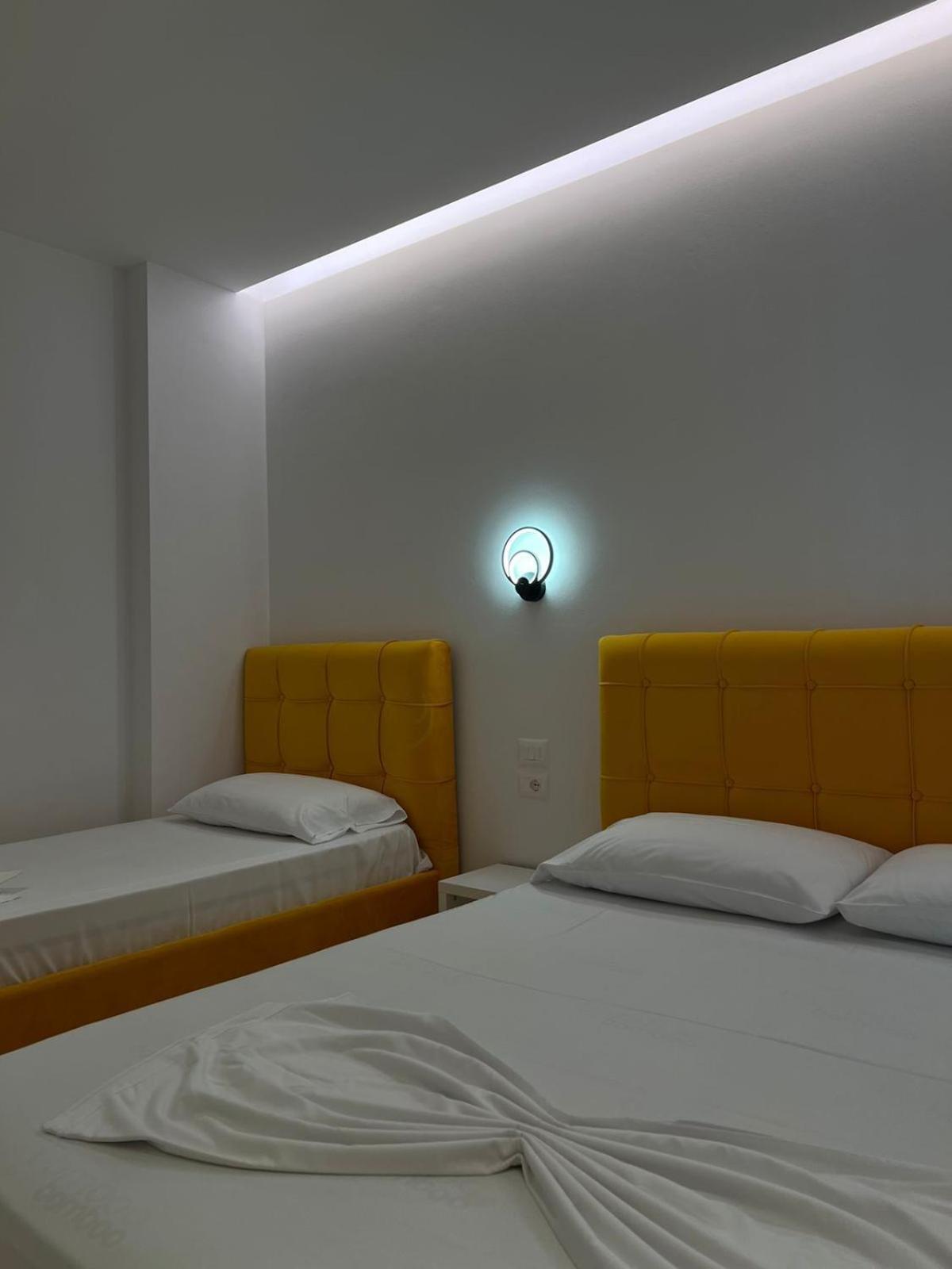 Feniks Hotel クサミル エクステリア 写真