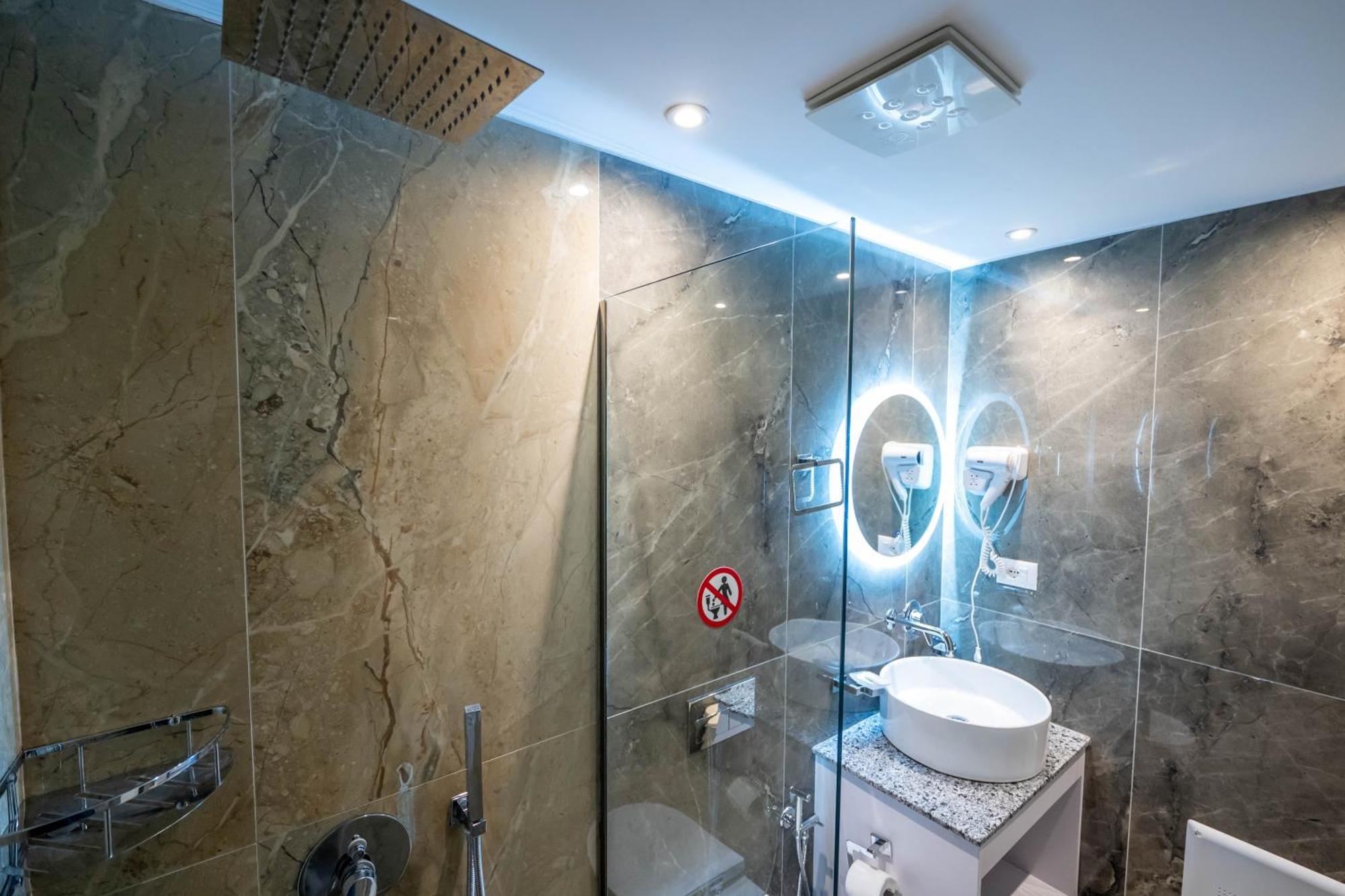 Feniks Hotel クサミル エクステリア 写真
